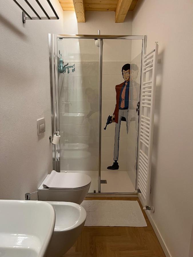 La Piccola Casa Al Lago - Intera Casa Con 3 Camere E 2 Box Salo Bagian luar foto