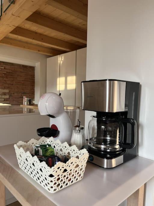 La Piccola Casa Al Lago - Intera Casa Con 3 Camere E 2 Box Salo Bagian luar foto